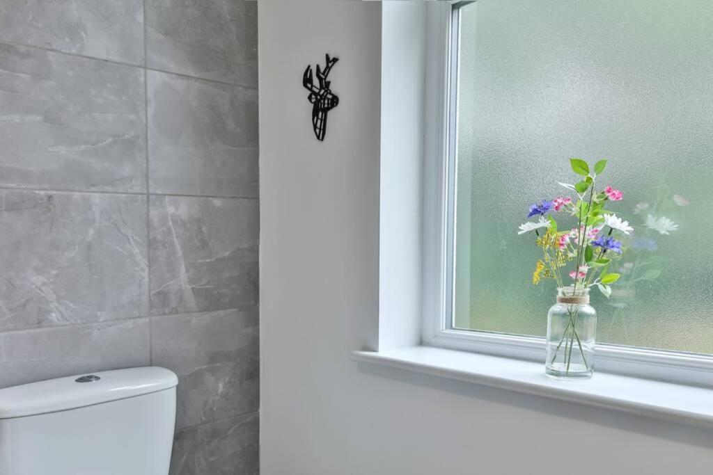 שפילד Refurbished Plush Property Great Transport Links מראה חיצוני תמונה